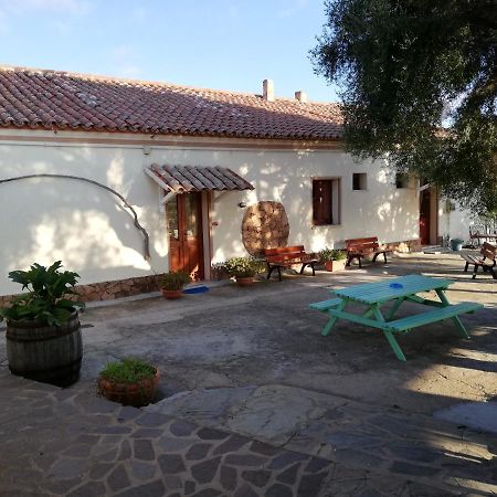 B&B La Taerra Porto San Paolo  Eksteriør billede